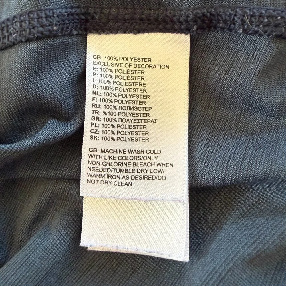 The North Face women's t-shirt grayish blue short sleeve v-neck activewear L - Picture 10 of 10
